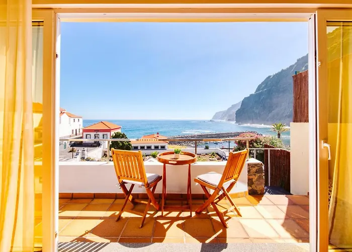 Madeira Offline By Amazing Madeira * Ponta Delgada (Madeira)